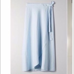 NWOT Wilfred linen wrap skirt